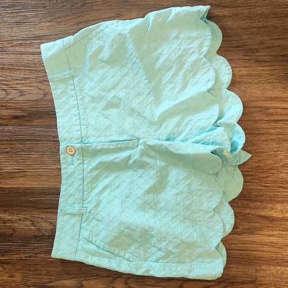 crown & ivy Pants - Crown and Ivy Shelby Shorts